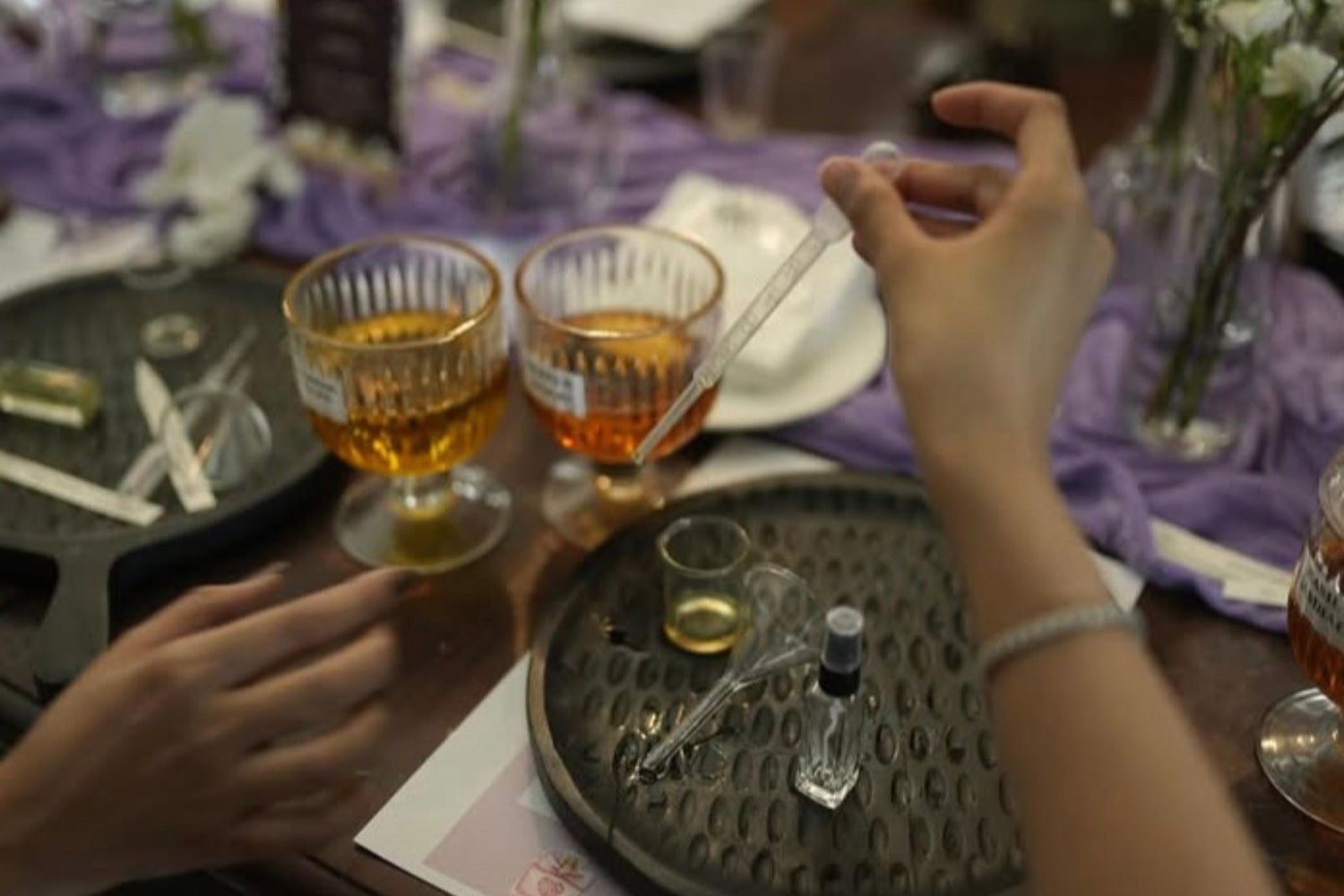 india-khan-circuits-a-themes-fleurs-parfums-et-epices-jour-1